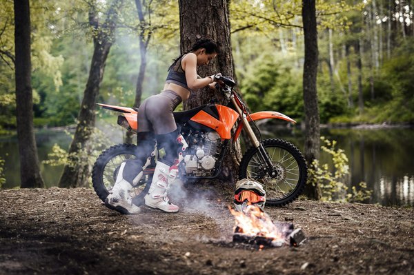 Transformez votre moto avec un kit déco moto cross personnalisé