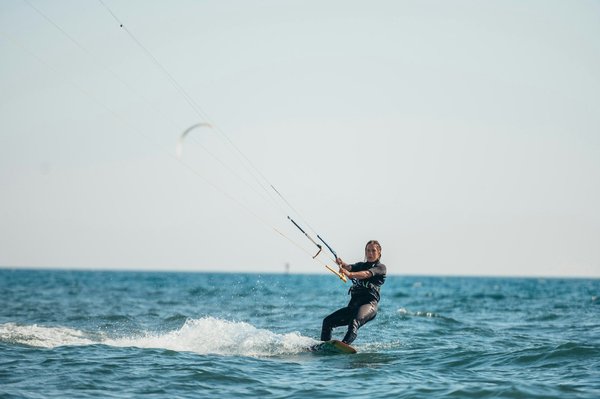Bon plan kitesurf : optimisez votre séjour à Dakhla